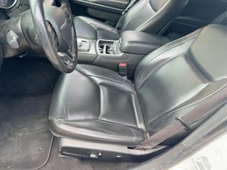 2021 Chrysler 300 Touring L - Interior Front Seat Image